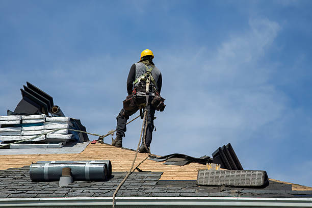 Professional Metal Roofing technician working in Roseville, MI